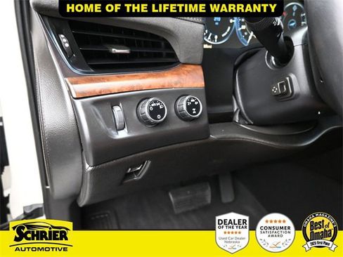 Used 2015 Cadillac Escalade Premium image 14