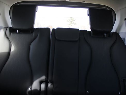 New 2026 Kia Carnival EX FWD image 57