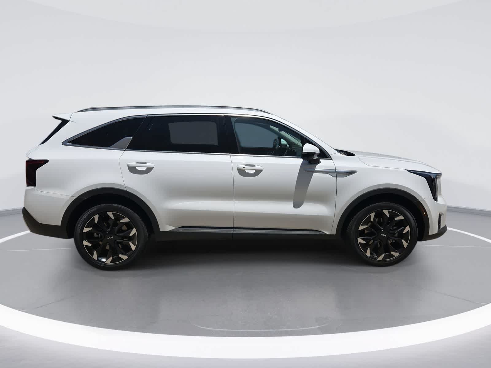 New 2026 Kia Sorento SX FWD image 9