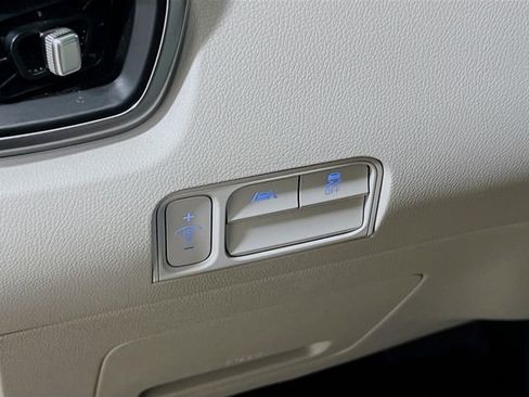 Certified 2021 Kia Sorento S w/ Panoramic Sunroof Package image 10