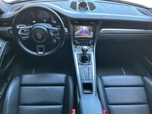 Used 2018 Porsche 911 Carrera S RWD image 6