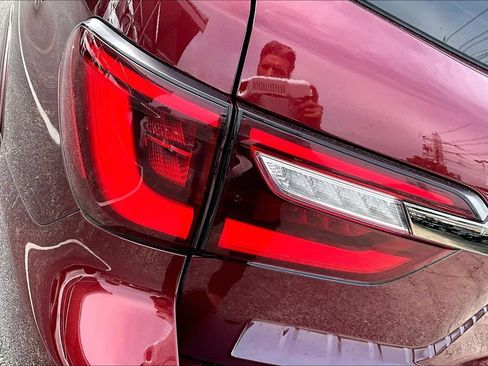 Used 2023 INFINITI QX80 Premium Select w/ All-Season Package RWD image 42