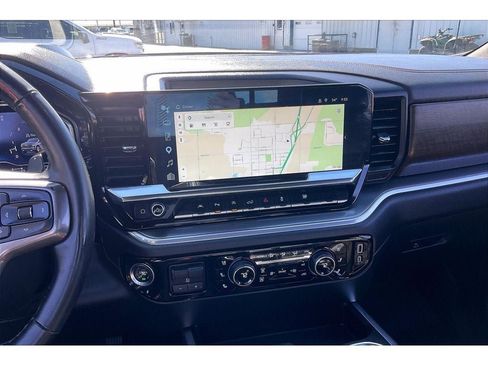 Used 2025 Chevrolet Silverado 1500 High Country w/ Technology Package AWD/4WD image 5