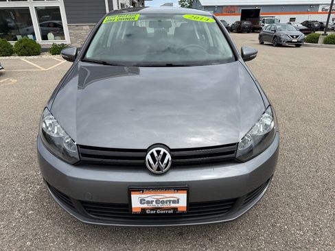 Used 2014 Volkswagen Golf 4-Door FWD image 8