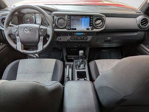 Used 2022 Toyota Tacoma TRD Sport w/ TRD Premium Sport Package RWD image 15
