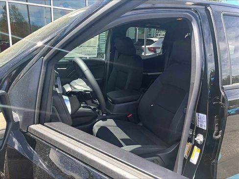 New 2025 Chevrolet Colorado LT w/ Advanced Trailering Package image 11