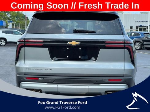 Used 2026 Chevrolet Traverse LT AWD/4WD image 38