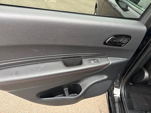 Used 2024 Dodge Durango GT image 25