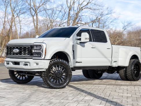 Used 2026 Ford F450 Platinum image 2