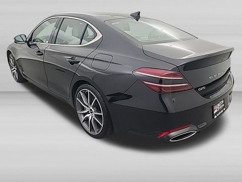 Used 2025 Genesis G70 2.5T AWD/4WD image 5