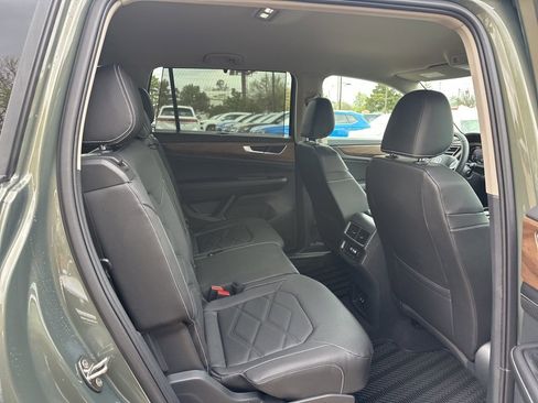 New 2026 Volkswagen Atlas SE FWD image 21