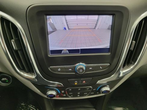 Used 2024 Chevrolet Equinox LT AWD/4WD image 41