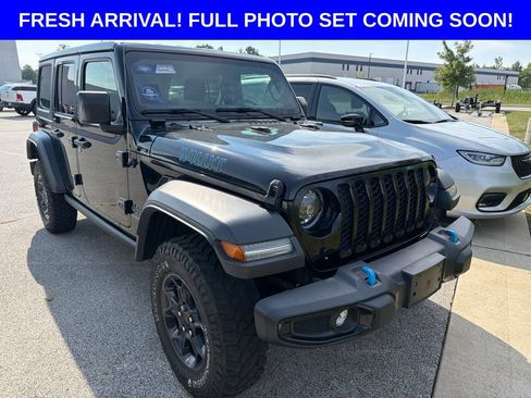 Used 2023 Jeep Wrangler Unlimited w/ Convenience Group AWD/4WD image 2