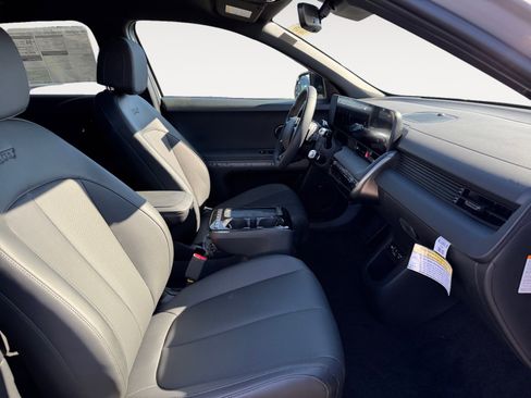 New 2025 Hyundai Ioniq 5 XRT image 17
