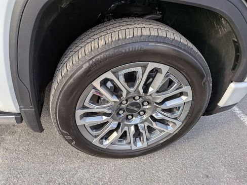 Certified 2024 GMC Sierra 1500 Denali Ultimate image 13