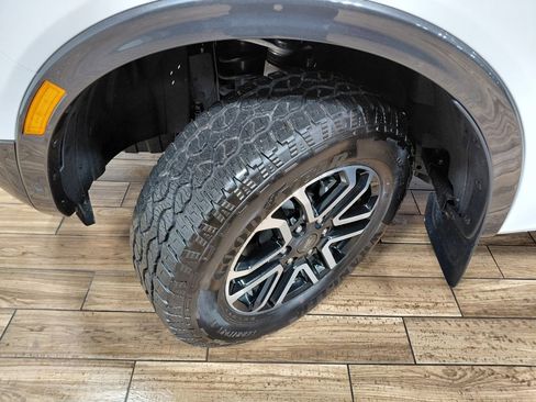 Certified 2024 Ford Ranger Lariat w/ Advanced Towing Package image 25