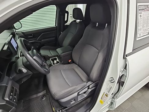 Used 2024 Toyota Tacoma SR image 28