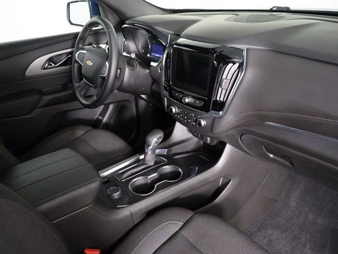 Used 2023 Chevrolet Traverse LT FWD image 29
