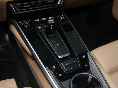 Used 2020 Porsche 911 Carrera image 39