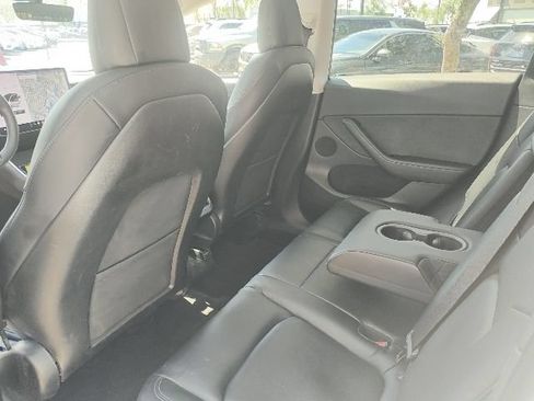 Used 2020 Tesla Model Y Long Range AWD/4WD image 24