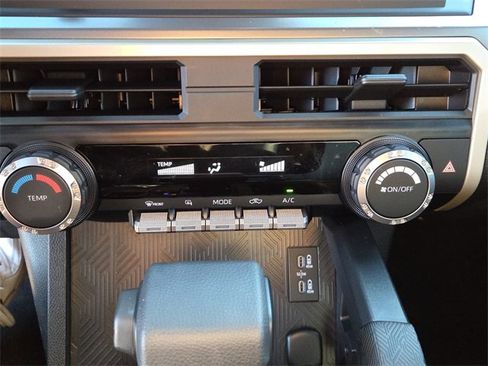 Used 2025 Toyota Tacoma SR5 image 23