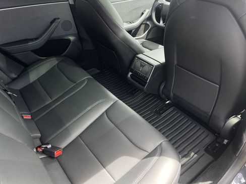 Used 2025 Tesla Model 3 Long Range RWD image 25