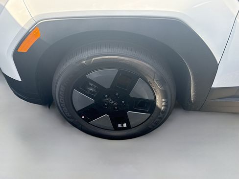 New 2026 Hyundai Santa Fe SEL FWD image 23
