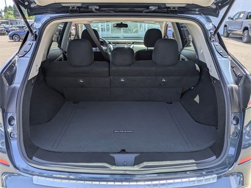 Used 2018 Nissan Murano S image 27