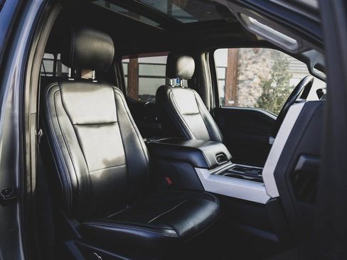 Used 2019 Ford F250 Lariat w/ Lariat Ultimate Package image 25