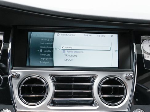 Used 2016 Rolls-Royce Ghost image 51