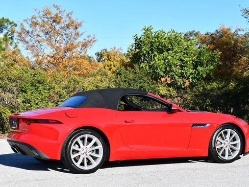 Used 2019 Jaguar F-TYPE Convertible image 34