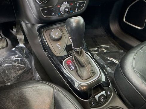 Used 2018 Jeep Compass Limited w/ Navigation Group image 16