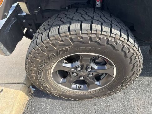 Used 2022 Jeep Gladiator Rubicon w/ LED Lighting Group AWD/4WD image 20