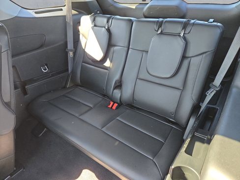 Certified 2023 Ford Explorer XLT w/ Equipment Group 202A image 28