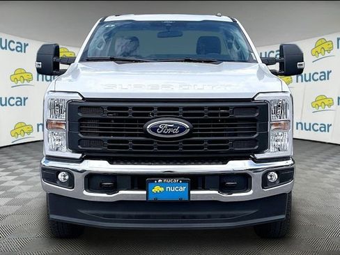 New 2026 Ford F250 XL w/ XL Chrome Package AWD/4WD image 3