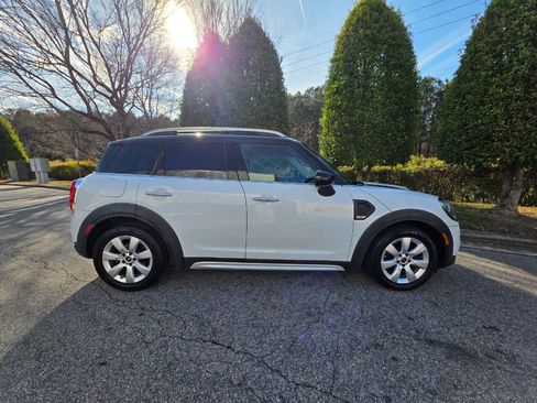Used 2017 MINI Cooper Countryman image 6
