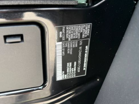 Used 2024 Mercedes-Benz Sprinter 2500 image 30