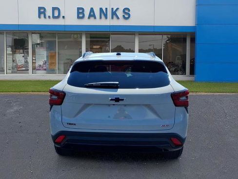 New 2026 Chevrolet Trax RS FWD image 4