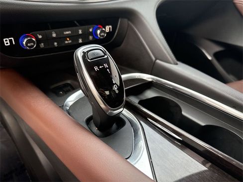 Used 2020 Buick Enclave Avenir w/ Avenir Technology Package image 19