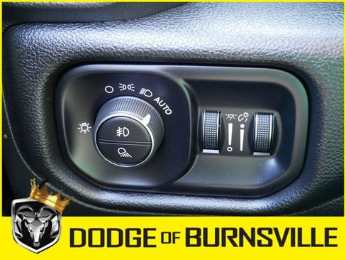 Used 2023 RAM 1500 Laramie AWD/4WD image 25