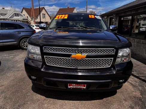 Used 2013 Chevrolet Avalanche LTZ AWD/4WD image 2