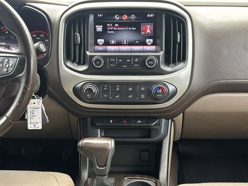 Used 2015 GMC Canyon SLE w/ SLE Convenience Package RWD image 3