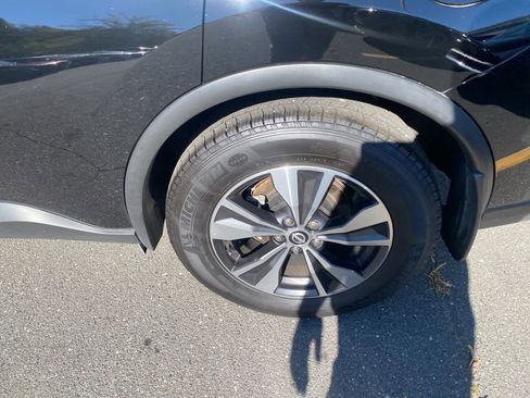 Used 2024 Nissan Murano SV image 5