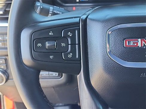 Used 2024 GMC Yukon XL AT4 image 12