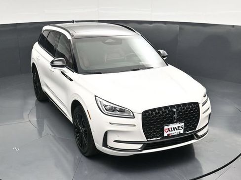 Used 2023 Lincoln Corsair Reserve w/ Equipment Group 202A AWD/4WD image 52