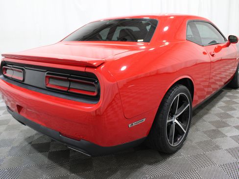 Used 2016 Dodge Challenger R/T image 26