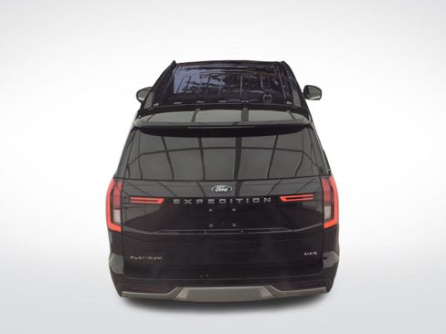 Used 2025 Ford Expedition Max Platinum image 6