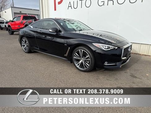 Used 2018 INFINITI Q60 2.0t w/ Moonroof Package image 1