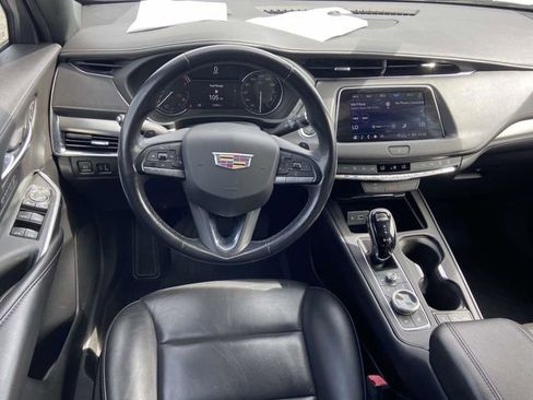 Used 2022 Cadillac XT4 Premium Luxury w/ Safety Alert Package image 11