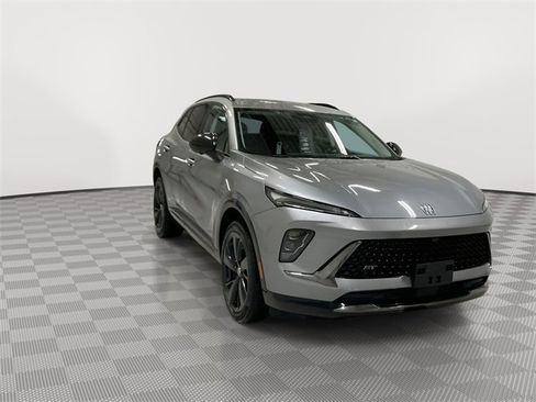 Certified 2025 Buick Envision Sport Touring image 13